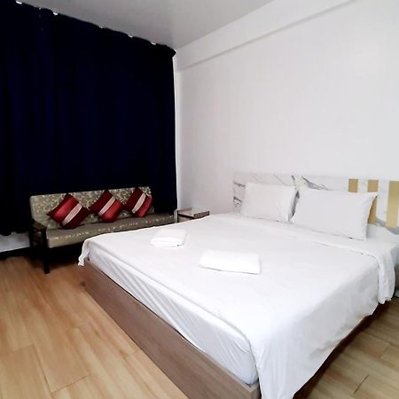 City Plaza Nana Hotel Bangkok Exterior photo