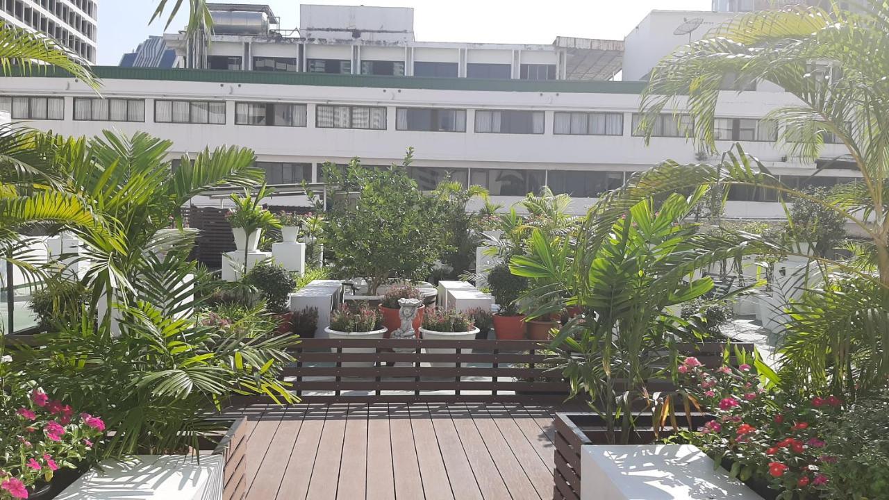 City Plaza Nana Hotel Bangkok Exterior photo