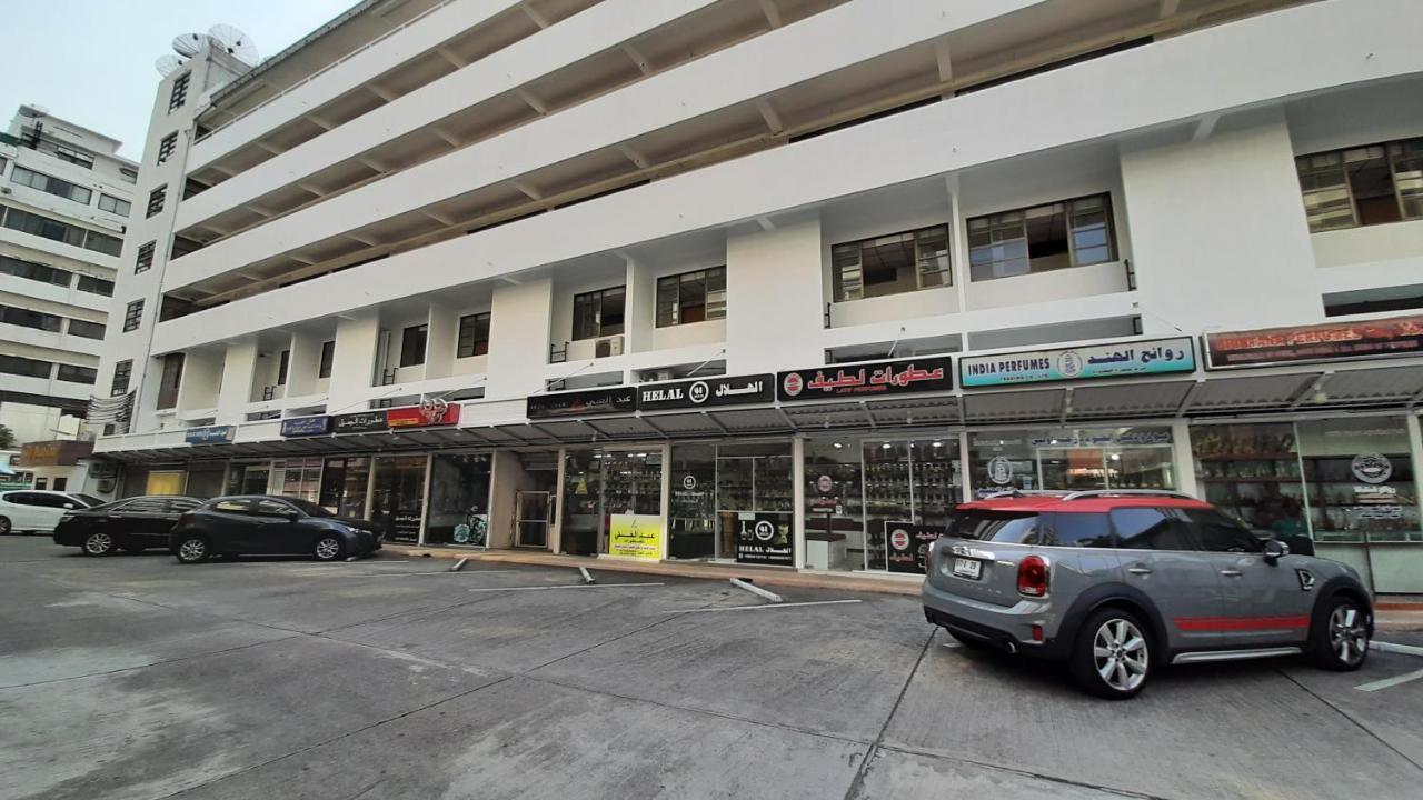 City Plaza Nana Hotel Bangkok Exterior photo
