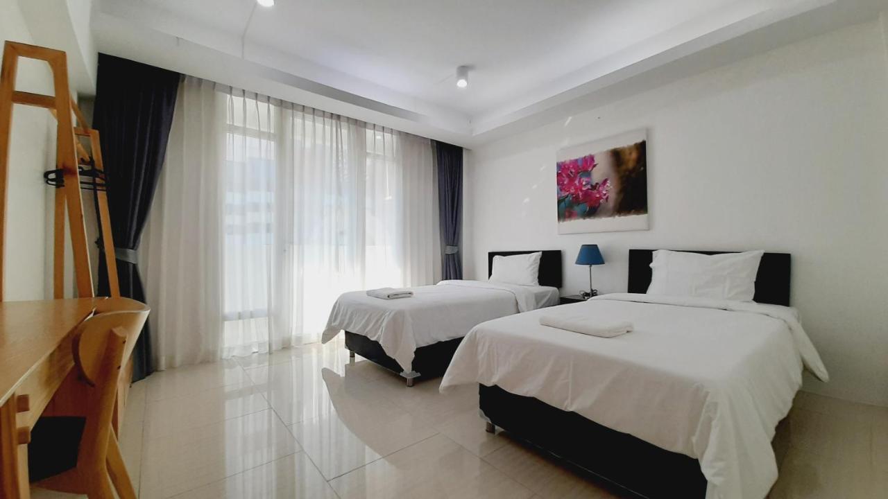 City Plaza Nana Hotel Bangkok Exterior photo