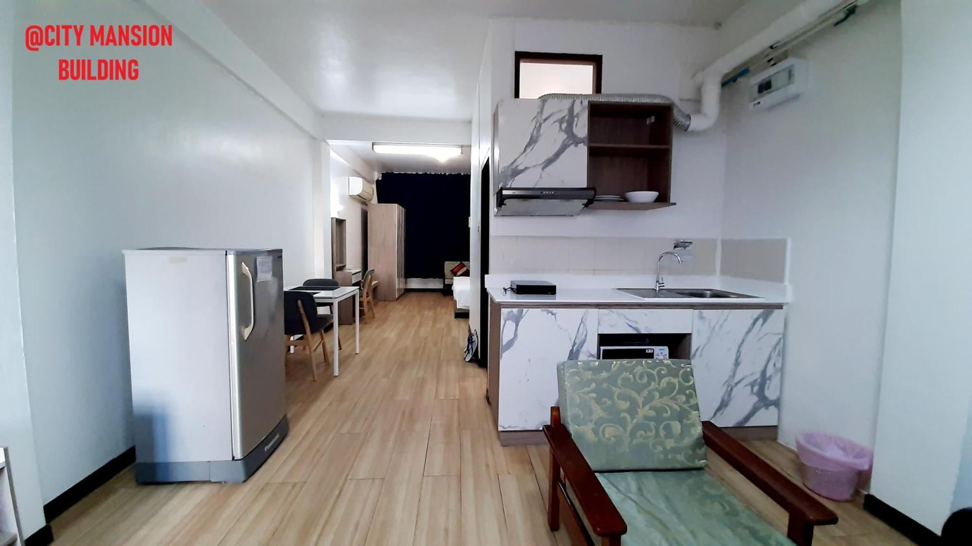 City Plaza Nana Hotel Bangkok Exterior photo